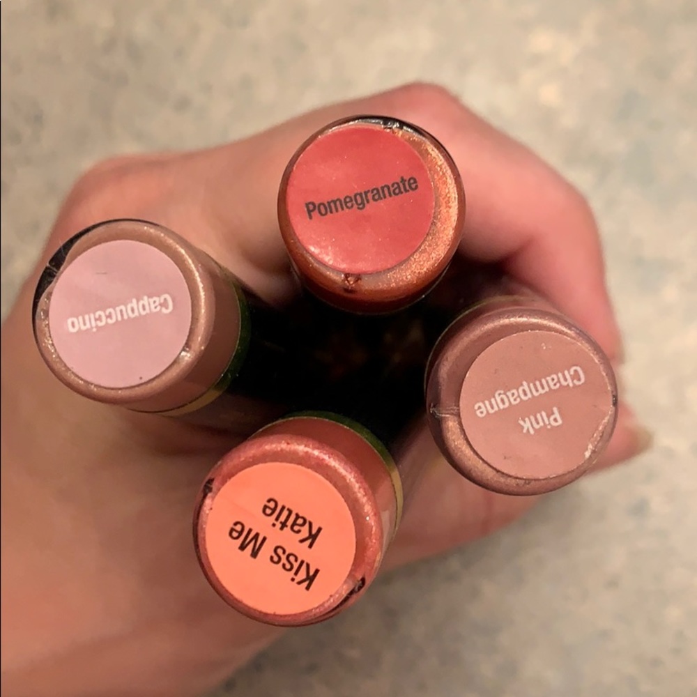 Lipsense Bundle!! Willing to sell individually.